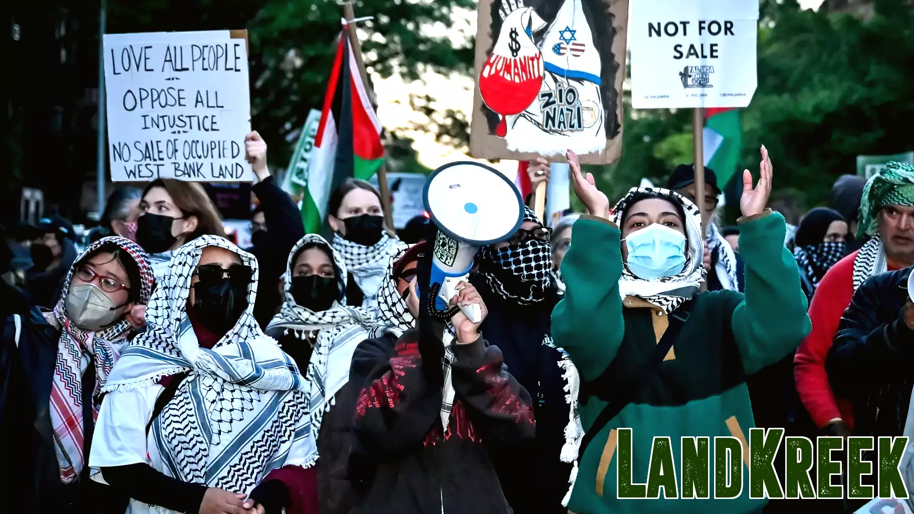 Dueling protests erupt in Midwood over controversial Israeli real estate expo