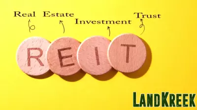 Real estate stocks bounce back to gains in April