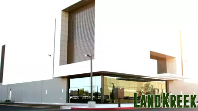 Surge in Vacancies Hits Commercial Real Estate in the Valley