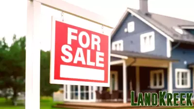 Their 'Schizophrenic' Neighbor Ended Up In Prison, And The House Is Finally Sellable. They Ask, 'Would It Be Unethical To Sell Now?'